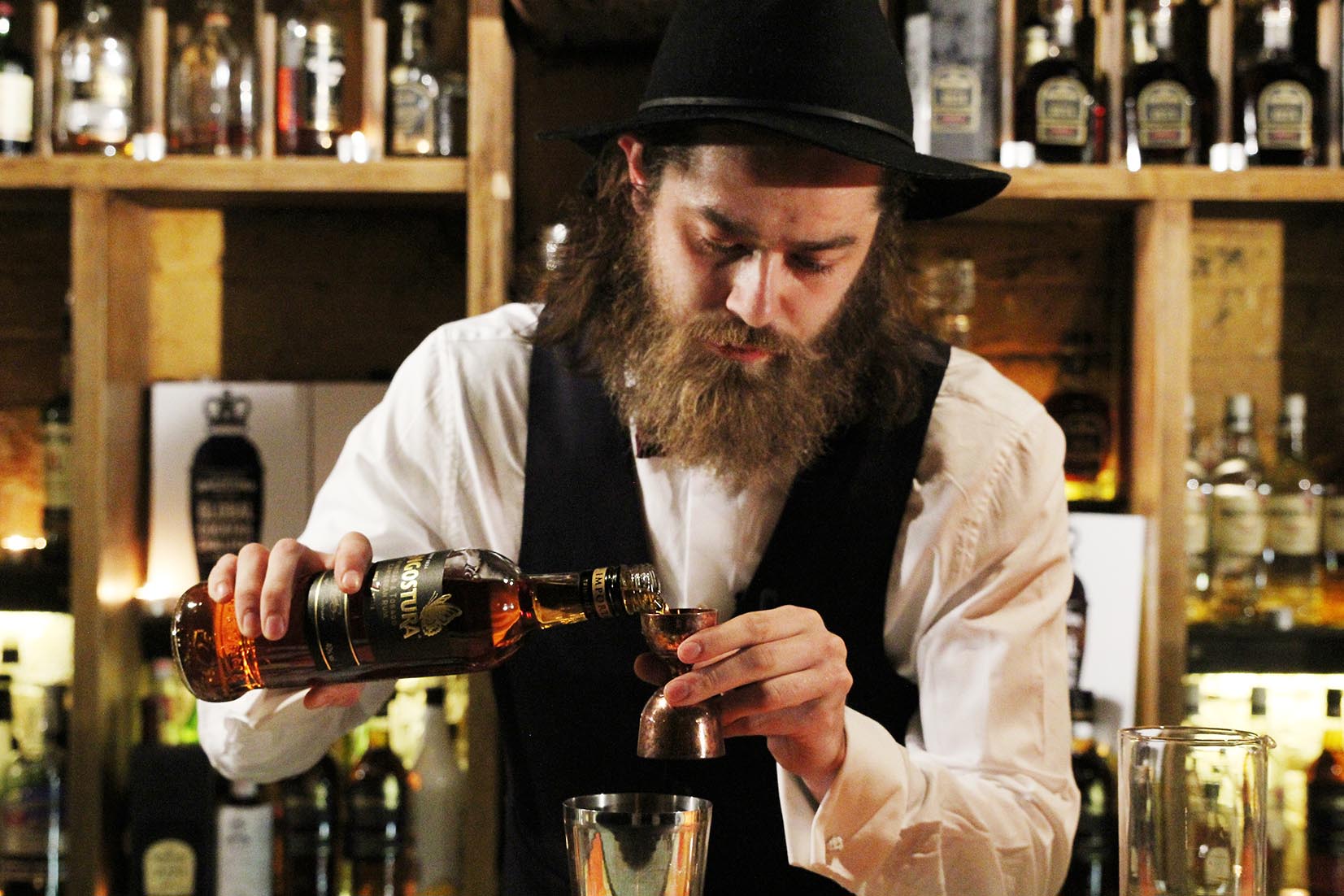 Mixologists Compete for Title 2