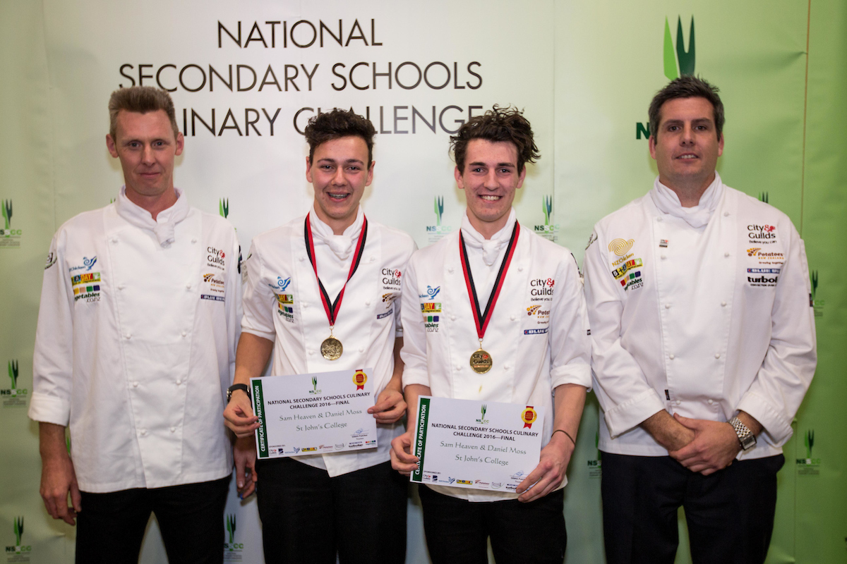 Mark Wylie-Daniel Moss-Sam Heaven with medals-Glenn Fulcher