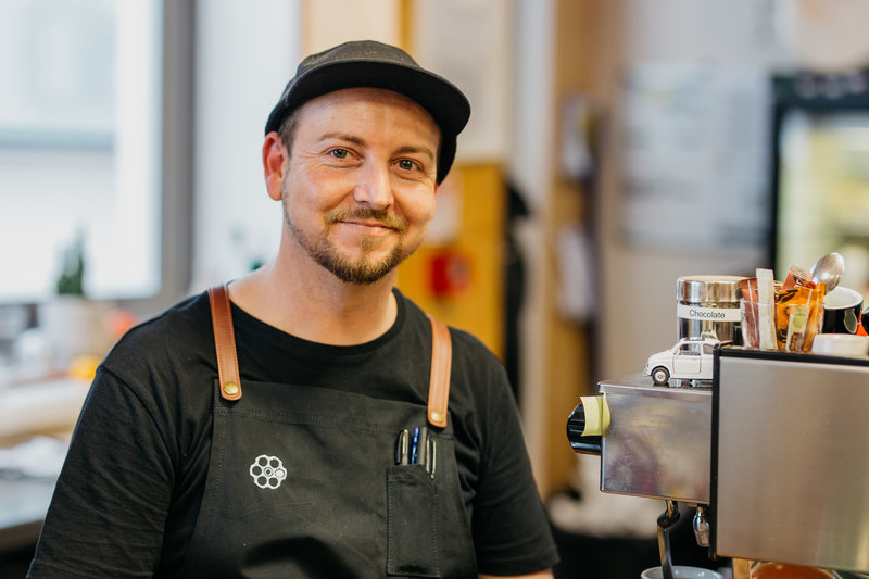 rsz_andrew_phillips_-_revolver_espresso