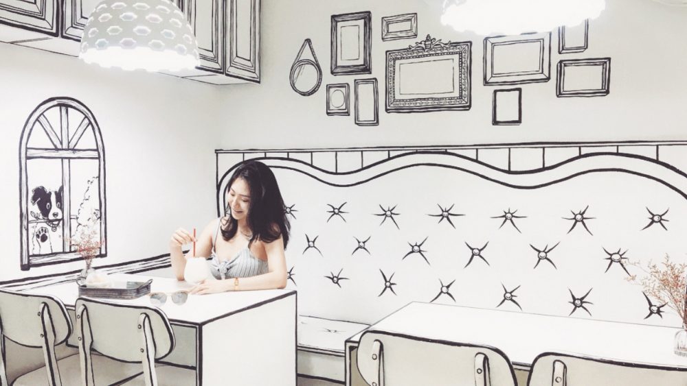 OPTICAL ILLUSION DRAWING CAFÉ