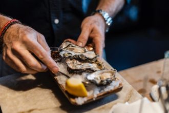 shucker brothers oysters