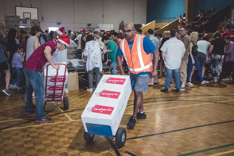 RC NEWS Elim Christmas Charity Box 0219 6