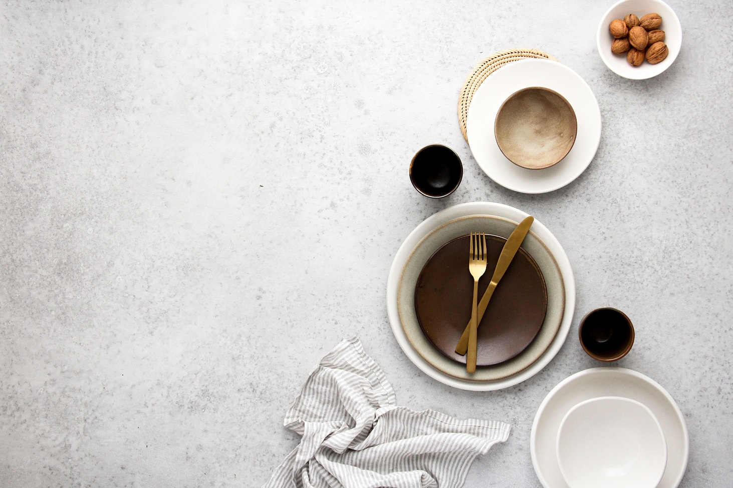 AT THE ALCHEMIST'S TABLE (3)