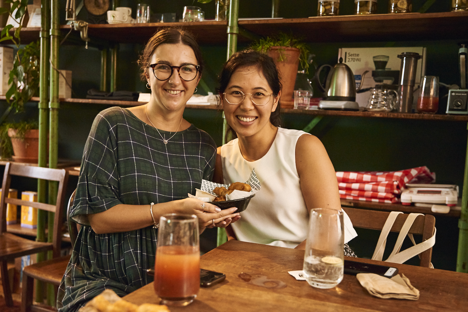 Lauren Sanderson, Vanessa Chang credit IVDM Photography