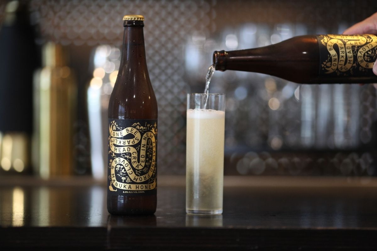 Lone Bee Sparkling Mead