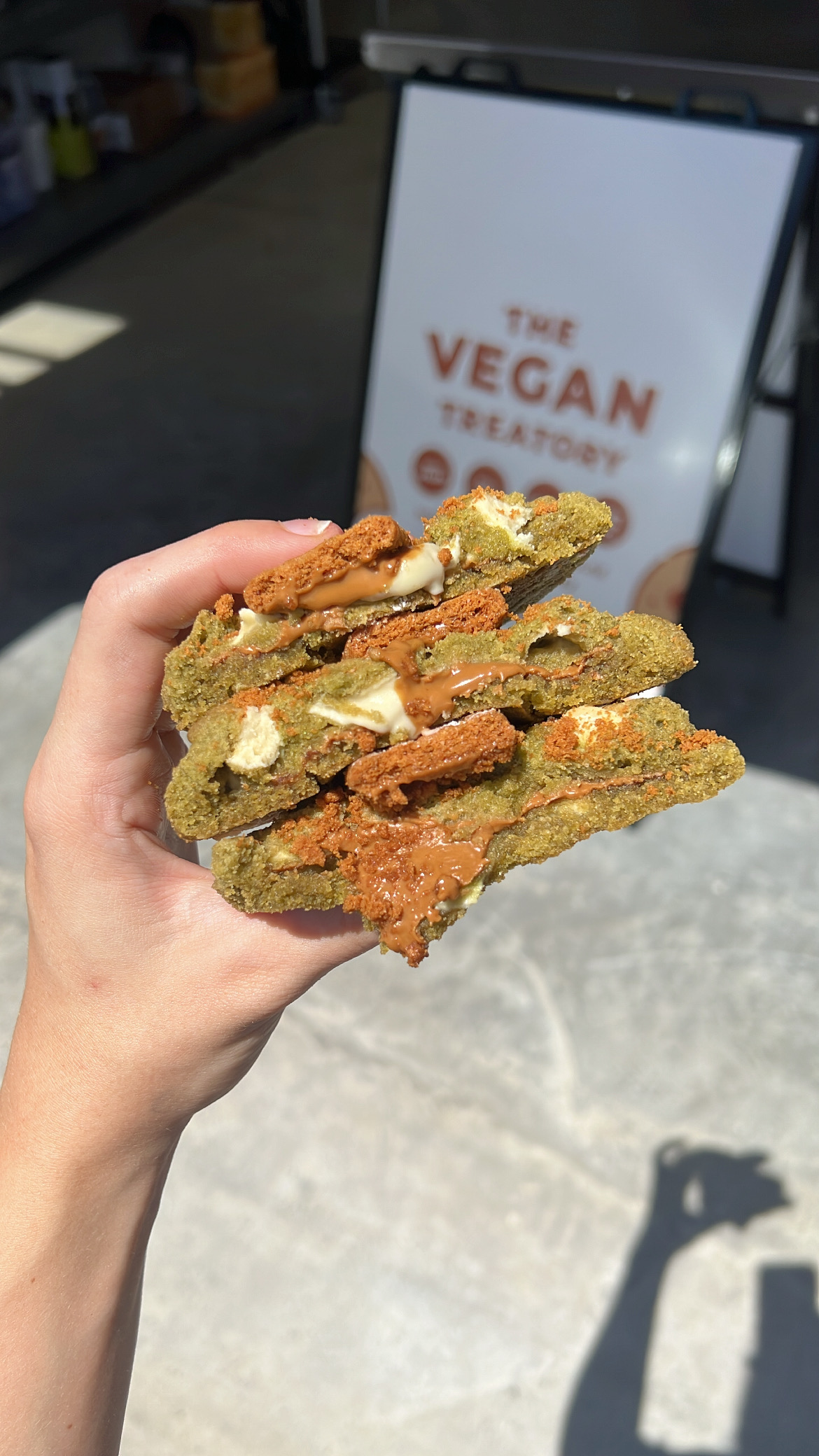 2A75932D-DE1E-4112-A5FA-D9292E3B369A