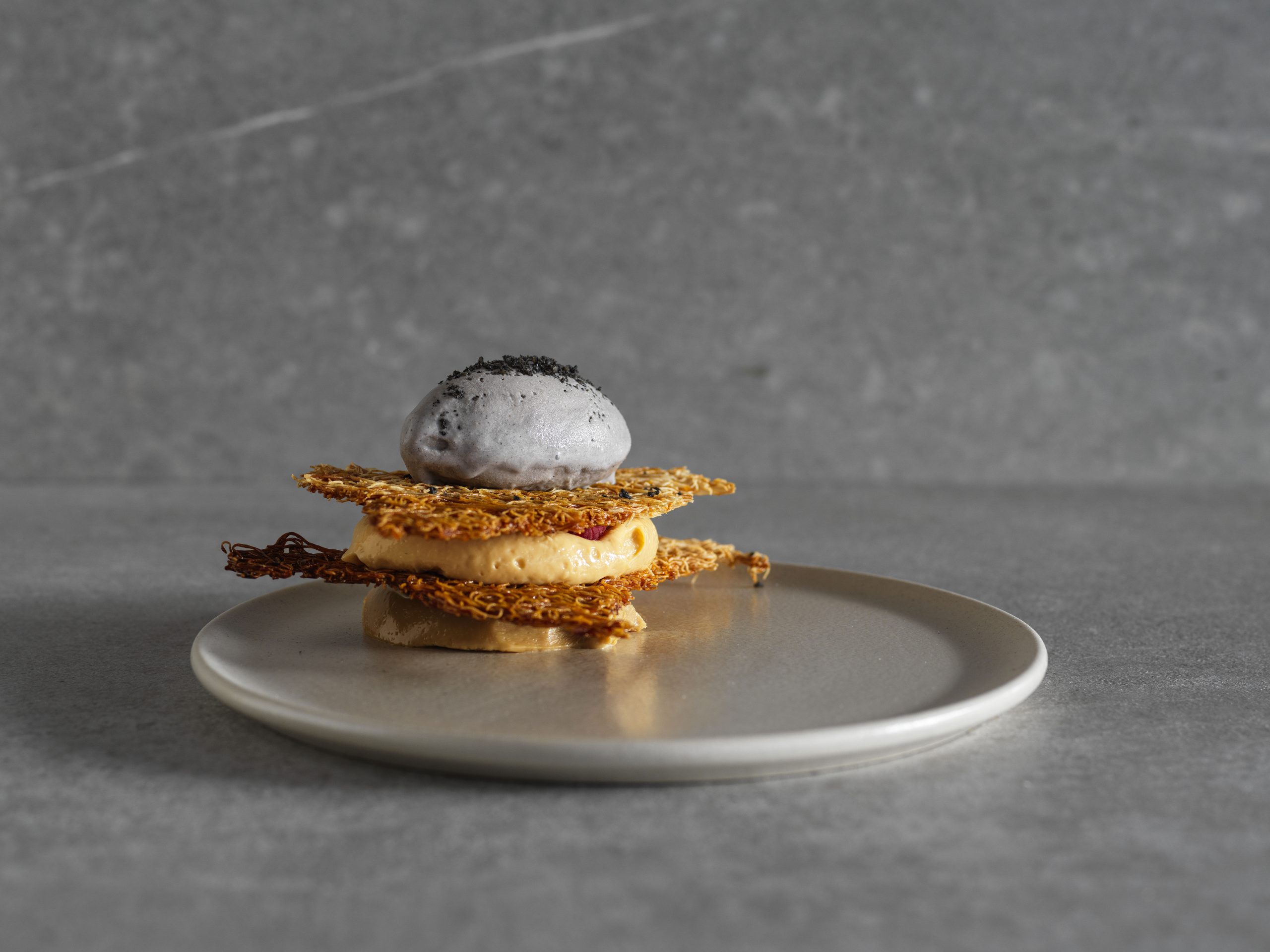 Valrhona chocolate, kataifi, sesame dulce (Jason Loucas)