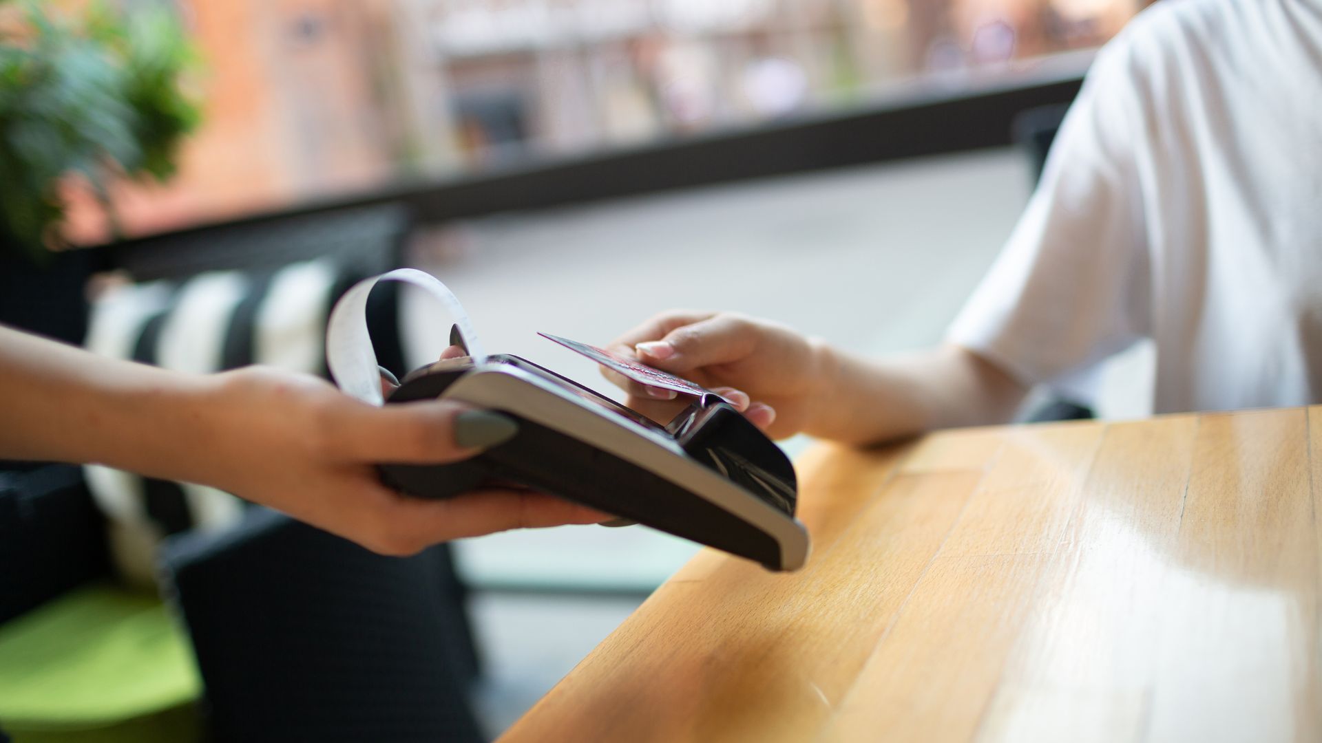 ComCom Eyes Fee Reduction