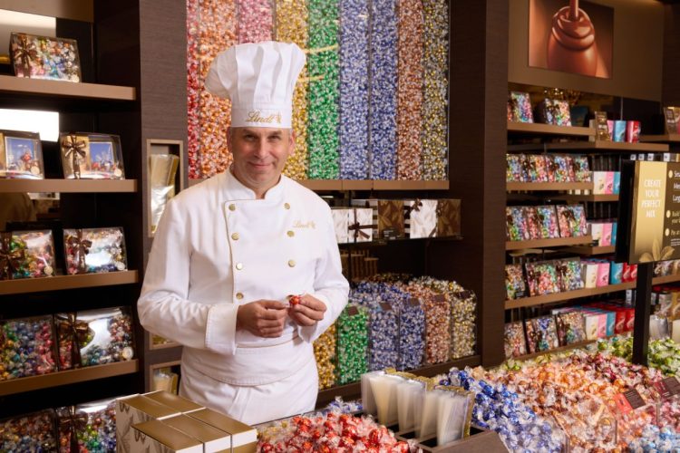 Lindt Open First NZ Store - Restaurant & Café