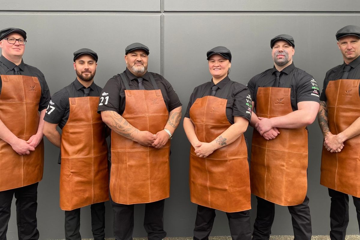 Hellers Sharp Blacks