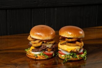 wahlburgers