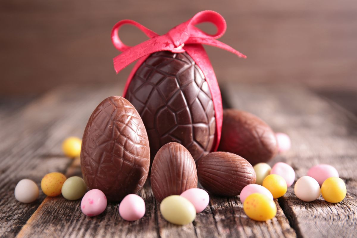 easter trading