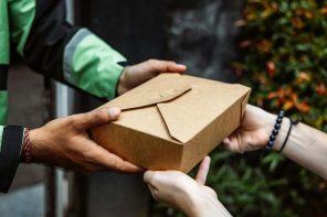 Delivery Accelerates Global Foodservice Market